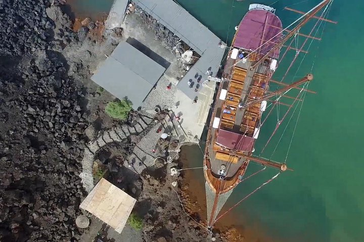Volcano Shore