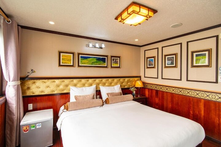 Swan Cruise - Bai Tu Long Bay Off-The-Beaten-Track 2 Days 1 Night