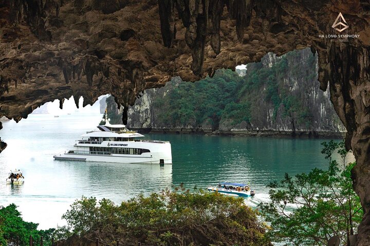 Symphony Cruise Halong Bay Day Tour – Pickup from Halong