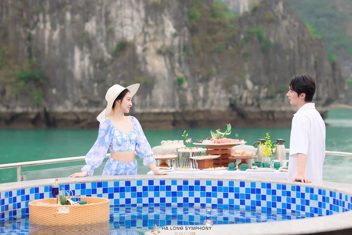 Symphony Cruise Halong Bay Day Tour – Pickup from Halong