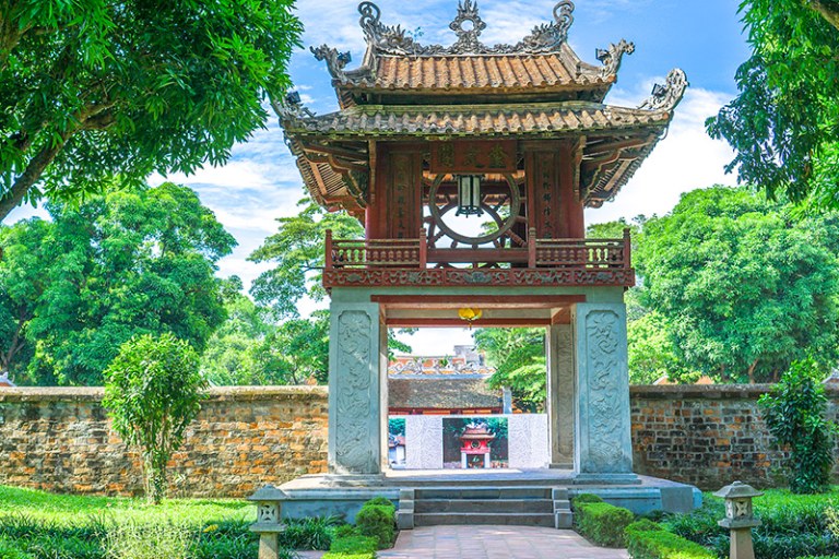 Tastes of Vietnam 7 Days 3 star | Private Tour Saigon and Hanoi