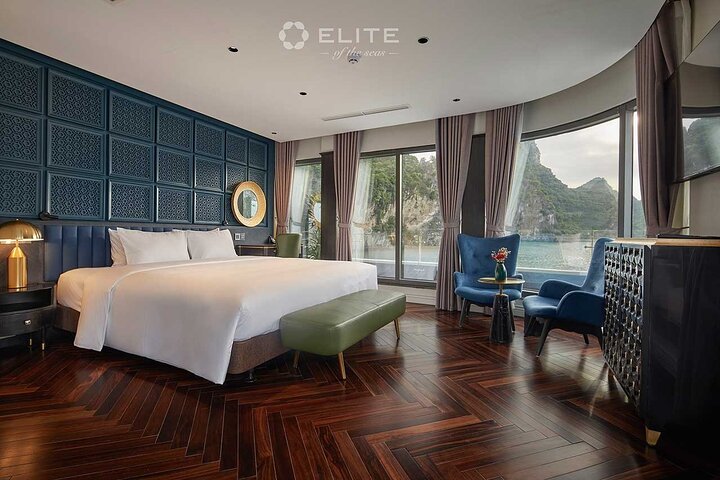 President Terrace Suite on Top Notch Cruises in Halong Bay (2D1N)