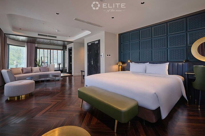 President Terrace Suite on Top Notch Cruises in Halong Bay (2D1N)
