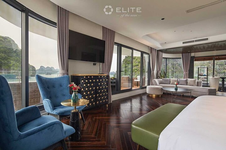 President Terrace Suite on Top Notch Cruises in Halong Bay (2D1N)