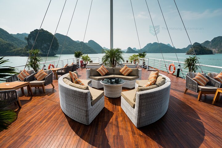 The Catamaran - Top Luxury Day Cruise in Halong Bay & Lan Ha Bay