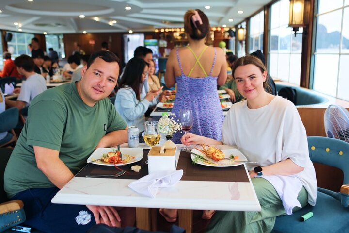 The Catamaran - Top Luxury Day Cruise in Halong Bay & Lan Ha Bay