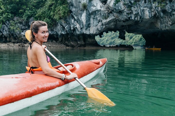 Top Luxury 5-Star Symphony Cruise from Hanoi to Halong Bay