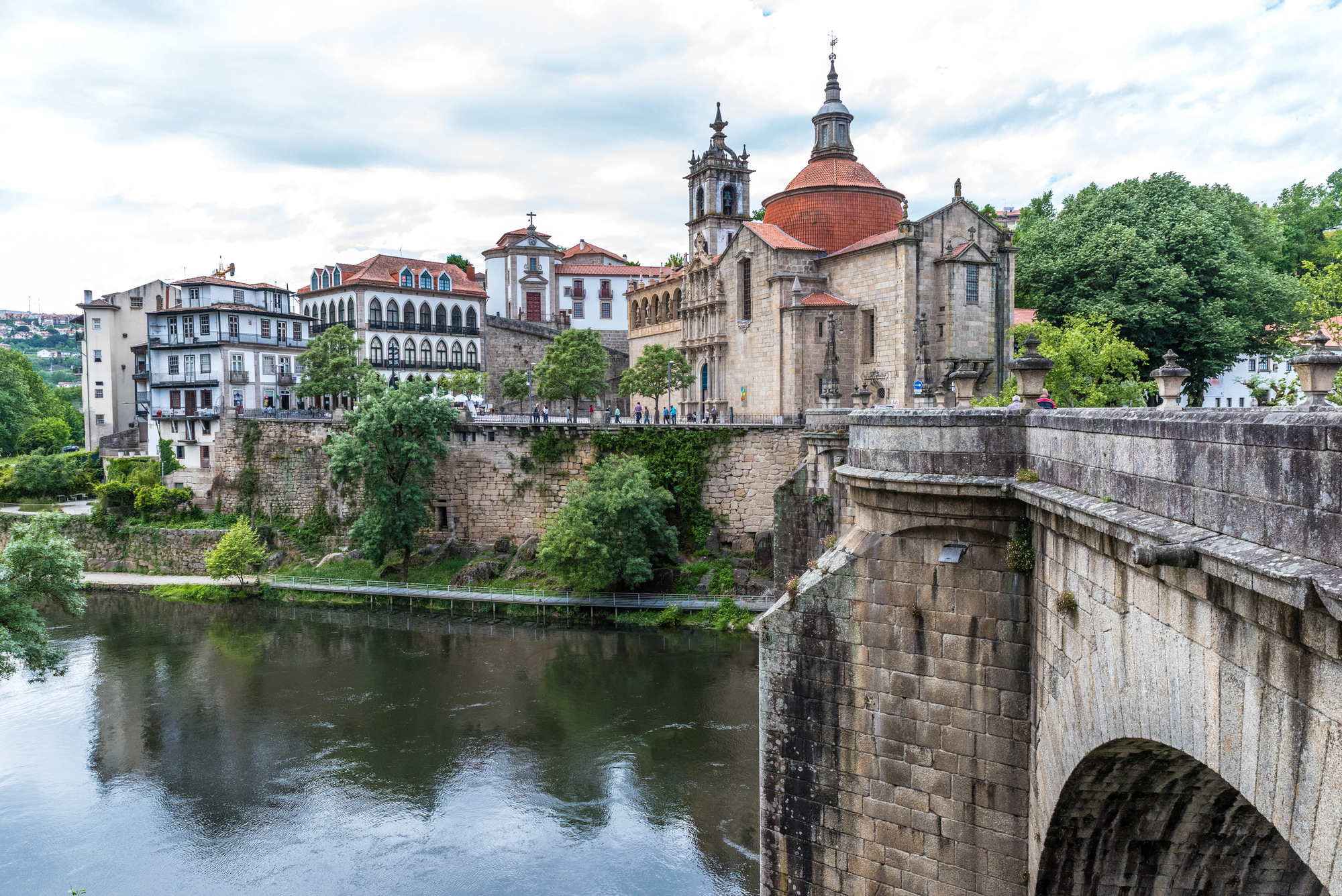 Traditional Dour Valley Tour: Winery, Cruise, Lunch and Viewpoint. - From Porto.
