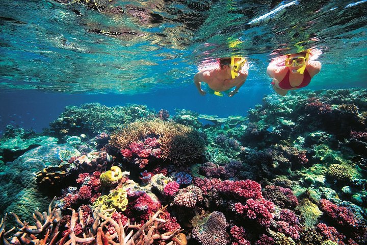 Tropical Escape: Rok & Haa Islands by Speedboat