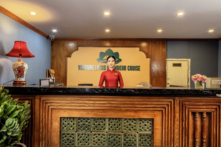 Verdure Grand Cruise Halong Overnight 5 Stars Cruise (2D1N)