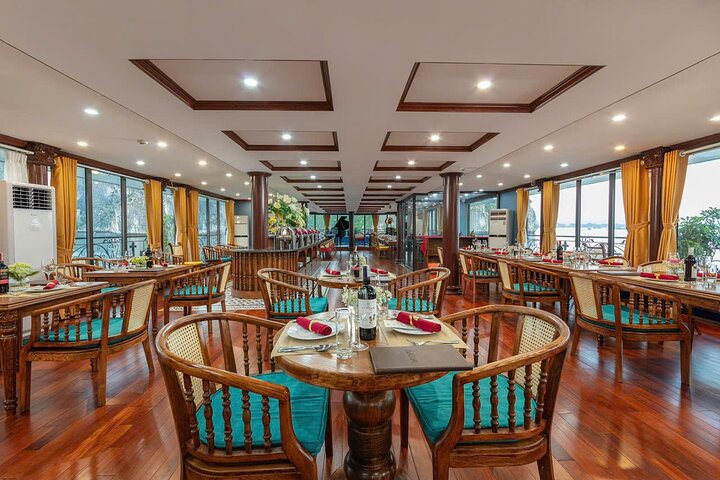Verdure Grand Cruise Halong Overnight 5 Stars Cruise (2D1N)