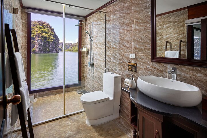 Verdure Lotus Classic Cruise in Halong Bay & Lan Ha Bay (2D1N)