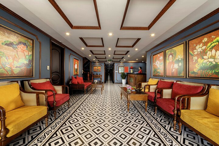 Verdure Lotus Grandeur Cruise 5 Star Halong Bay 2 days 1 night