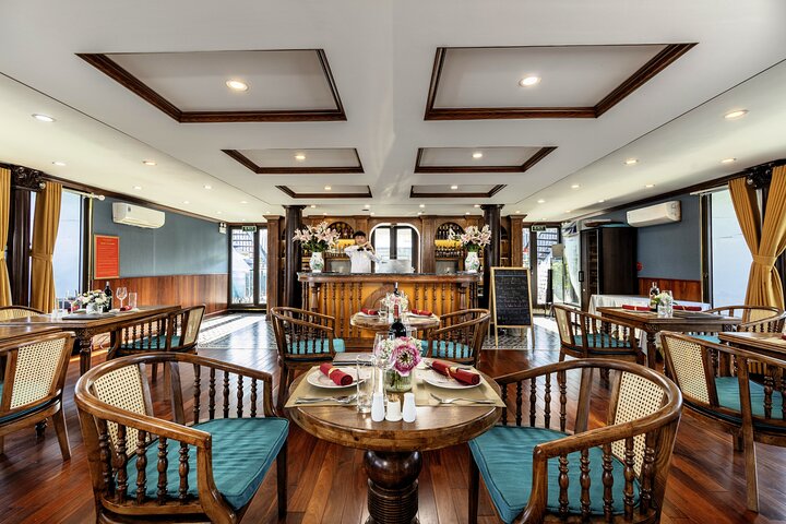 Verdure Lotus Grandeur Cruise 5 Star Halong Bay 2 days 1 night