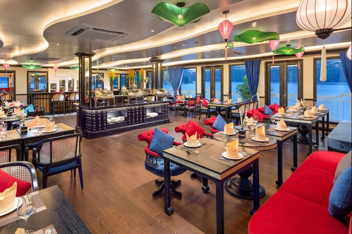 Verdure Luxury Cruise Halong Bay Overnight Cruise from Hanoi